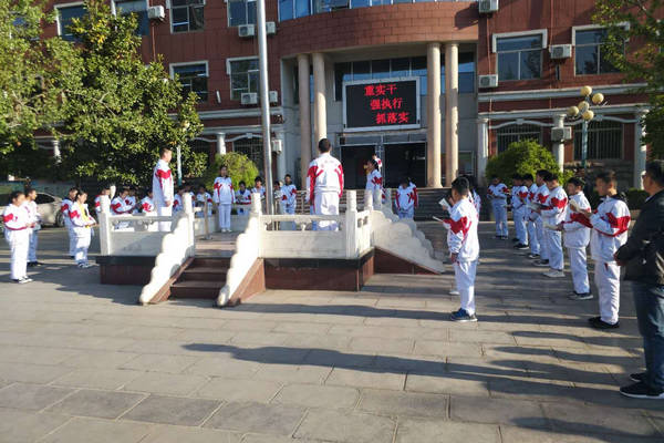 學生代表領學現場.jpg