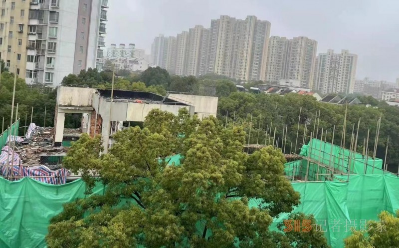3?15在行動｜上海普陀區(qū)梅川路祥和名邸250號違建難整改，施工噪音又?jǐn)_民
